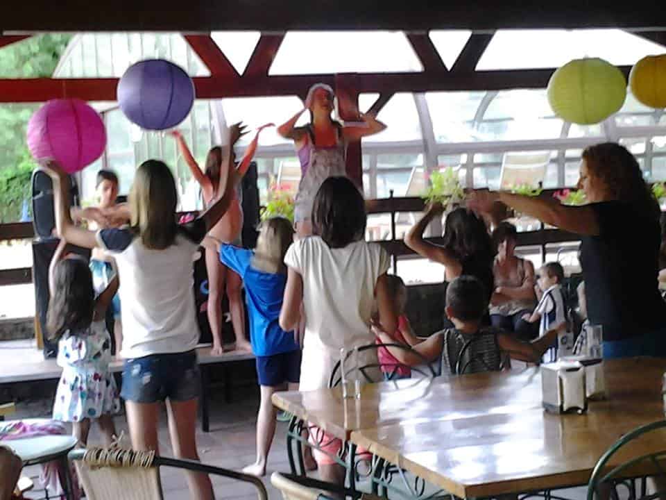 Camping La Gorga · Les plus beaux souvenirs commencent souvent par un jeu.